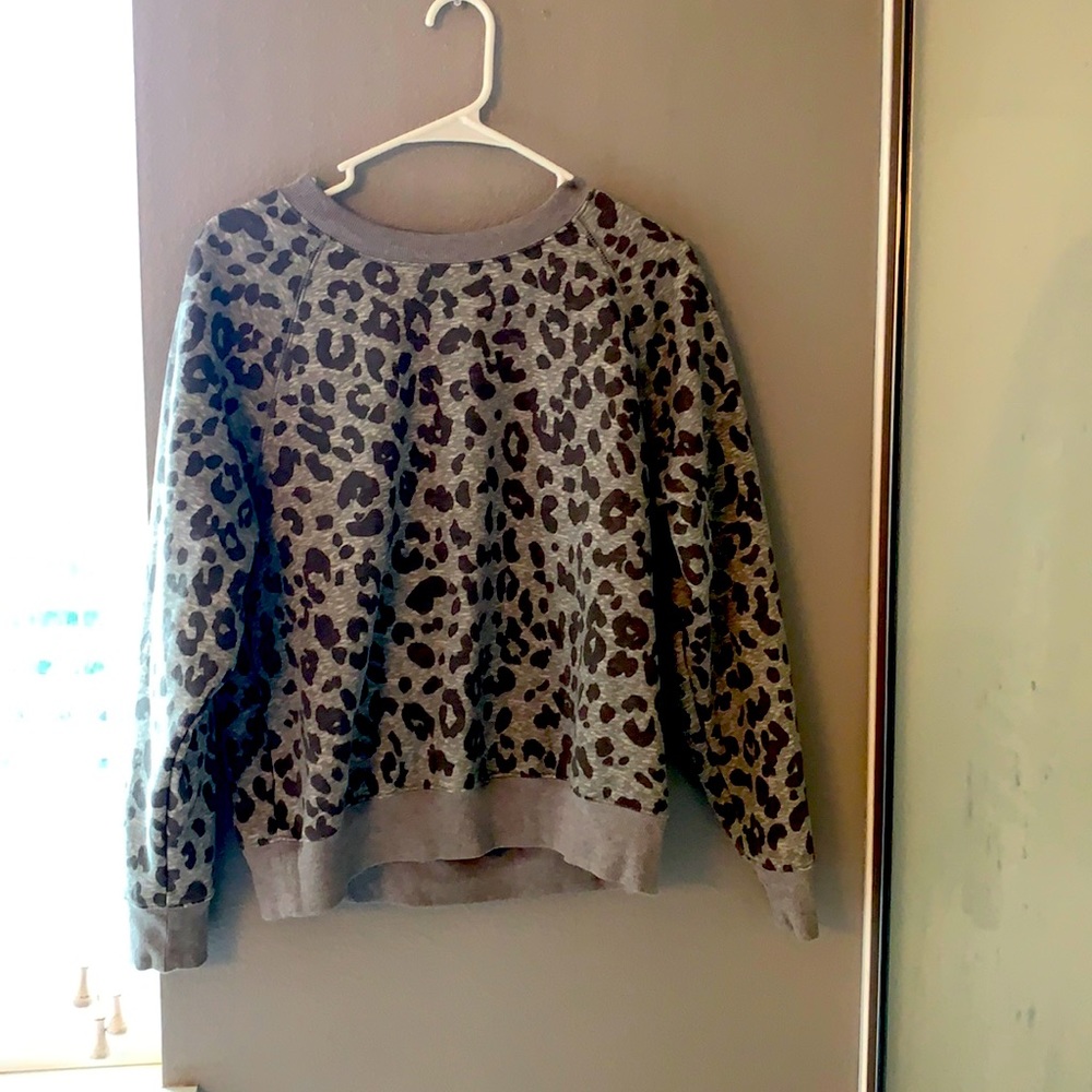 Size medium old navy cozy sweatshirt